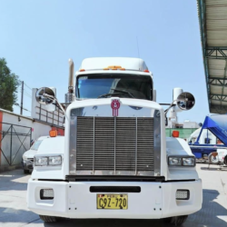 Remolcador Kenworth motor Isx 450 Año 2013 Precio S/. 105,000.00 Soles